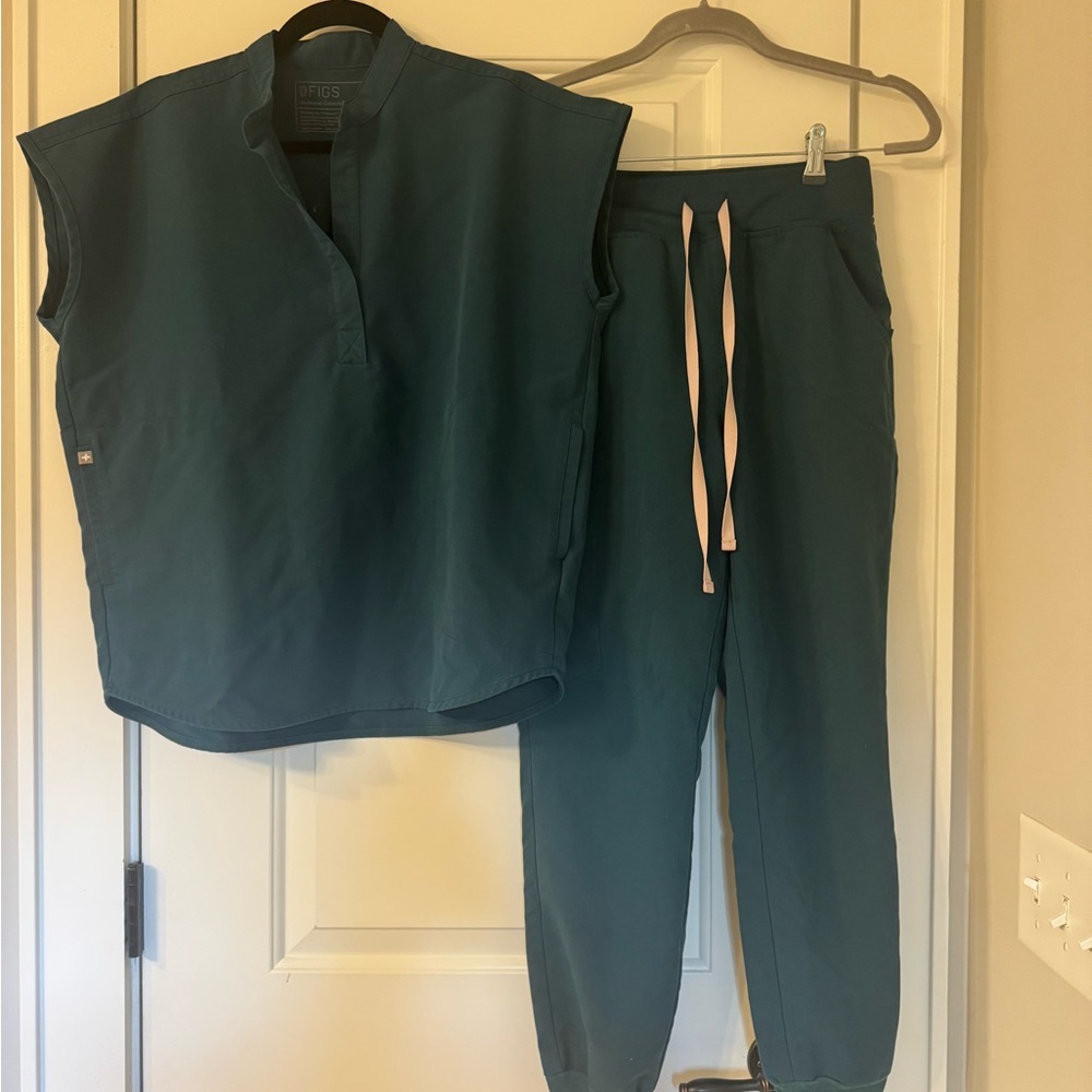 Figs Teal Scrub Set